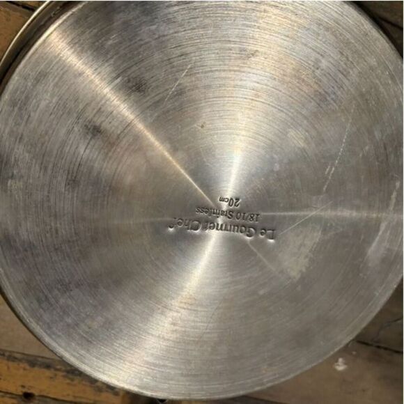 Le Gourmet Chef 18/10 Stainless Steel Egg Poacher Frying Pan With Lid - Picture 11 of 11